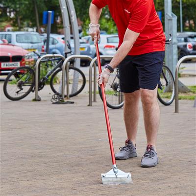 Picture of Floor Scraper Kit for Hard Wearing Floors, Stone & Ceramic, blade and handle included.