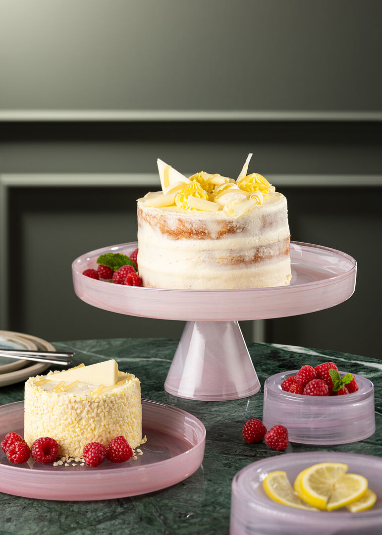 Picture of Asos Pink Plate 8.25" (21cm) x 1" (2.5cm)