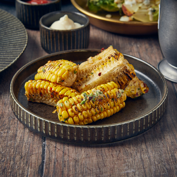 Picture of Terra Porcelain Black Fluted Prese Plate 21cm