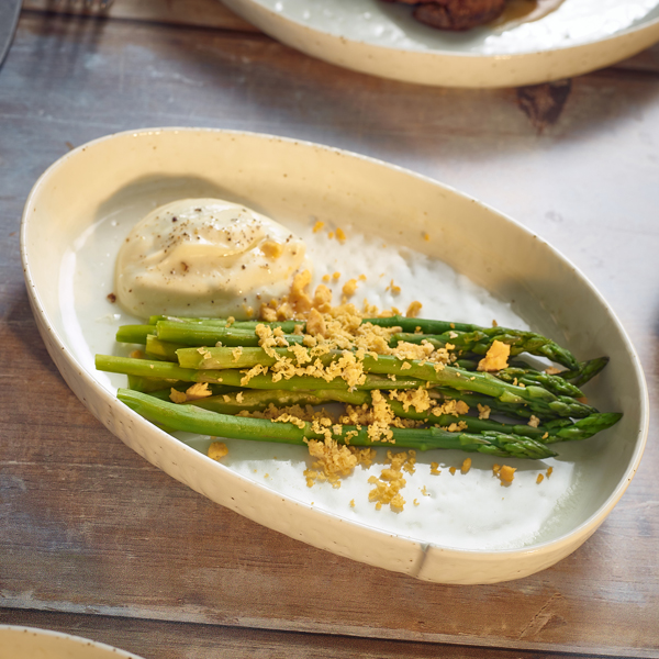 Picture of Kozo Porcelain Shiro Oval Plate 28cm 28.5 x 19 x 4.8cm (L x W x H)